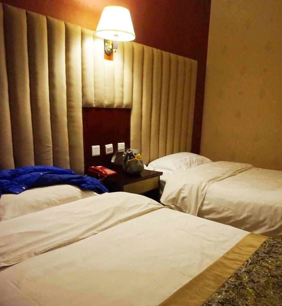 An E Courtyard Hotel Jiu Zhai Gou Branch Цзючжайгоу Экстерьер фото