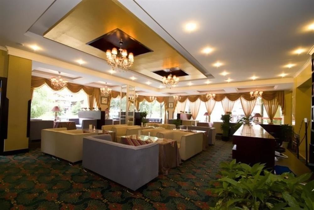 An E Courtyard Hotel Jiu Zhai Gou Branch Цзючжайгоу Экстерьер фото